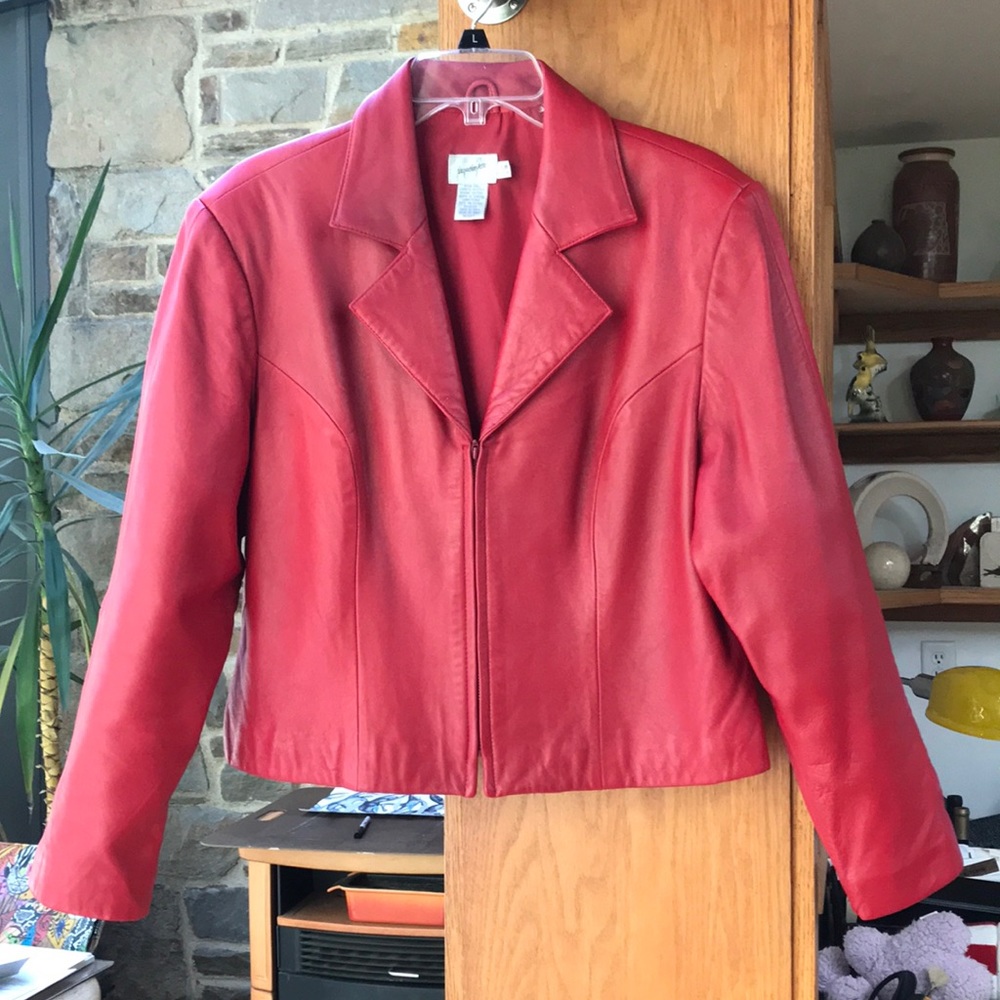 Vintage Jacqueline Ferrar cropped Leather Jacket.